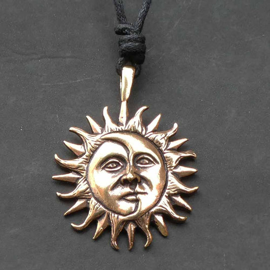 Sonnen-Mond Finsternis Kettenanhänger Bronze Schmuck Mittelalter