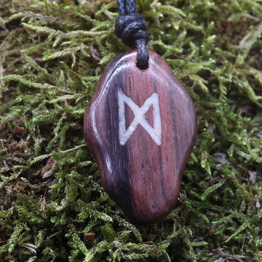 Dagaz Runen Anhänger Holz Schmuck Amulett
