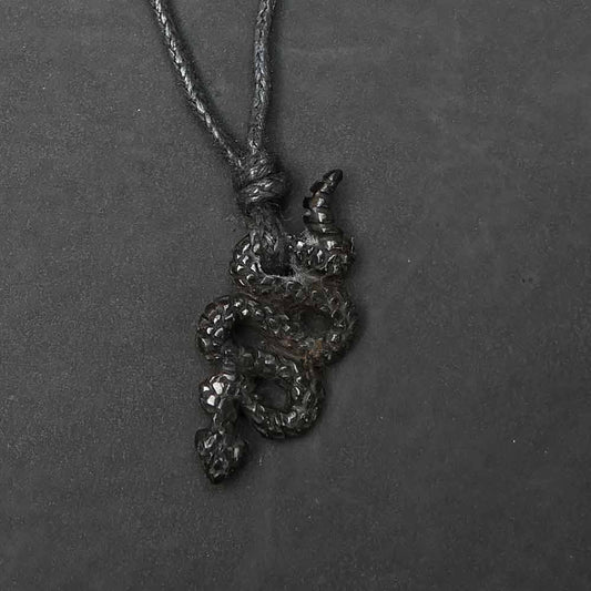 Schlange Anhänger aus Horn geschnitzt Fairtarde 3cm groß Hornschmuck