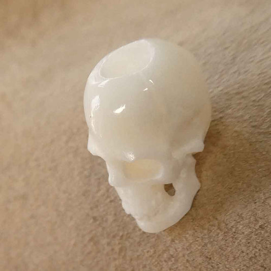 Totenkopf Haarschmuck Haarperle Bart Knochen hochglanz poliert