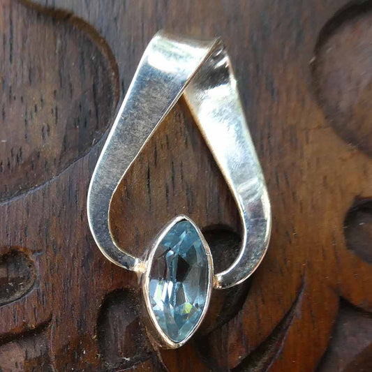 Edler Anhänger Edelstein Blauer Topas 925 Silber Kettenanhänger