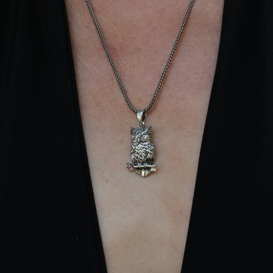 Kettenanhänger 925 Silber Keltischerknoten Eule mit Schlüssel