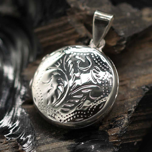 Außergewöhnliches Medaillon aus echtem Silber