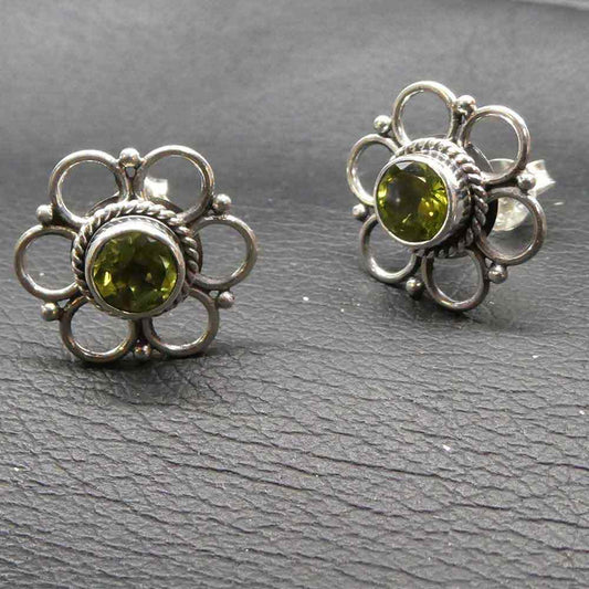 Peridot Ohrstecker Steinschmuck