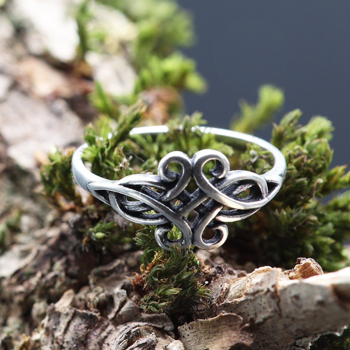 Keltischer Ring zartes Knotenmuster Silber