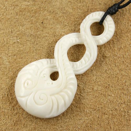 Maori Trippel Knochenschmuck Kette
