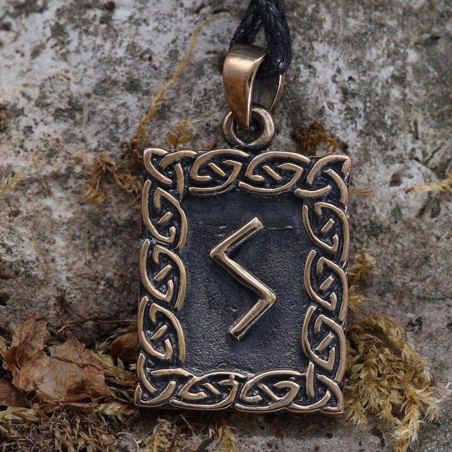 Sowilo Runen Anhänger aus Bronze Schmuck Schutzamulett
