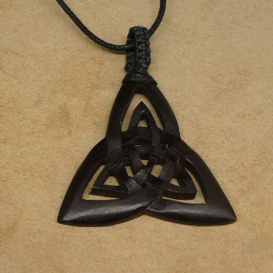Keltisches Dreieck Kette Anhänger Holzschmuck Großhandel