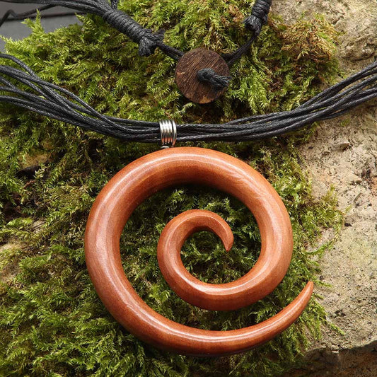 Rote Sirale Halskette Holz Anhänger Kunst Handwerk Holzschmuck