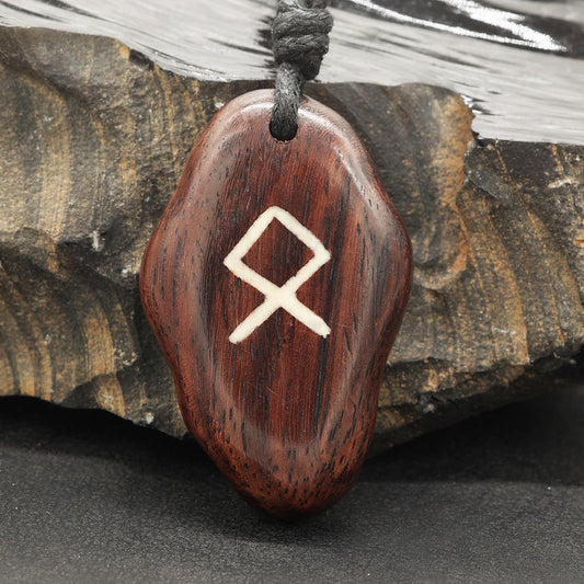 Kette Holz Älteres Futhark Rune Anhänger Othala