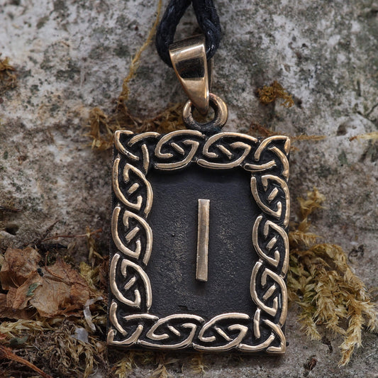 Isa Runen Anhänger aus Bronze Schmuck Schutzamulett